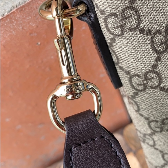 Gucci gg monogram logo supreme messenger bag - Picture 3 of 13
